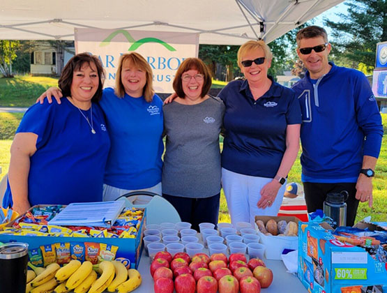 A group of employees volunteering